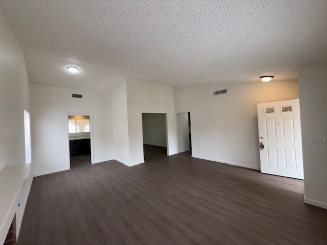 Building Photo - 474 Old Palms Dr