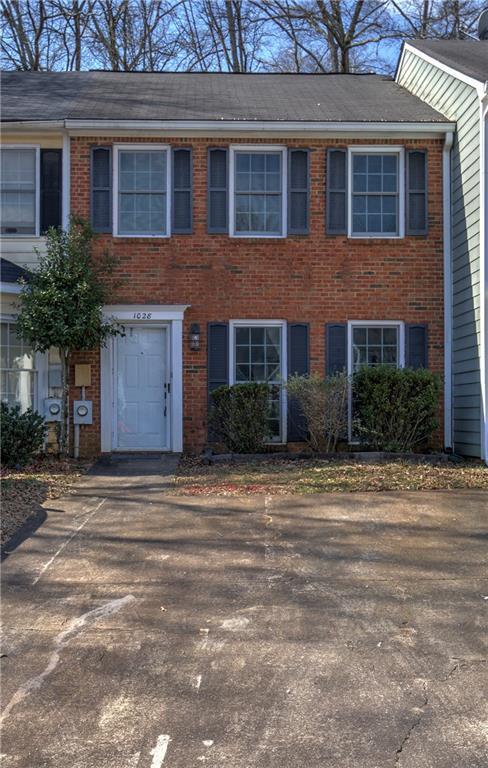 Building Photo - 1028 Windy Oaks Ct