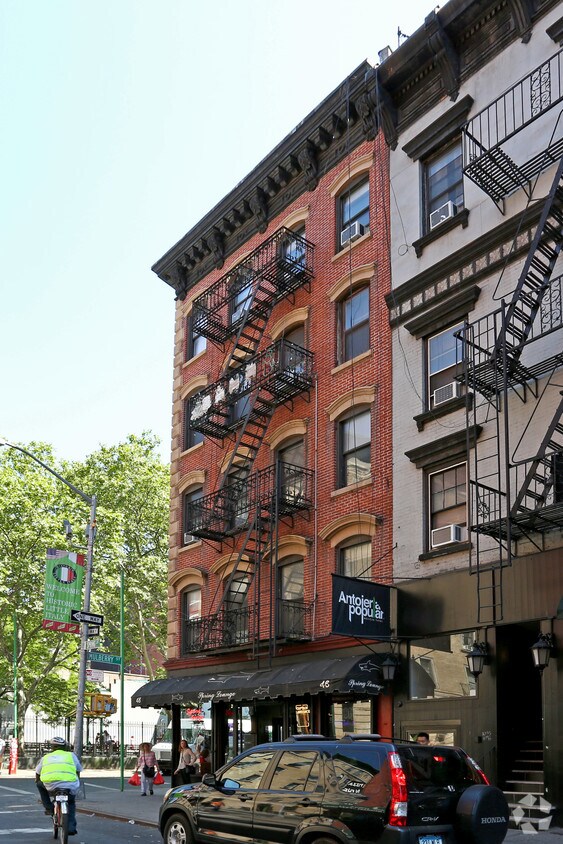 Building Photo - 207-211 Mulberry St