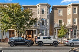 Building Photo - 76 Marine Rd
