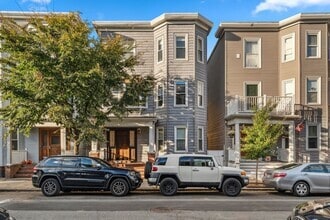 Building Photo - 76 Marine Rd