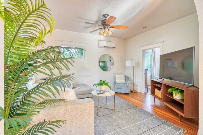 Building Photo - 4500 NE Garfield Ave.