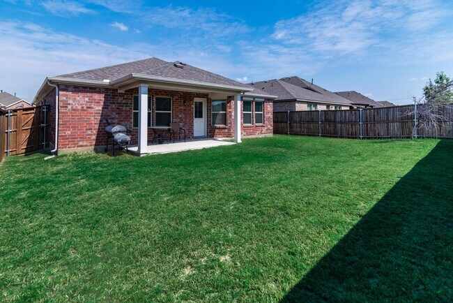 Building Photo - 6201 Sutton Fields Trail