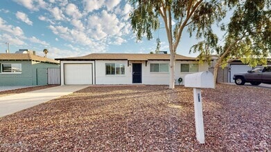 Building Photo - 830 E Orchid Ln