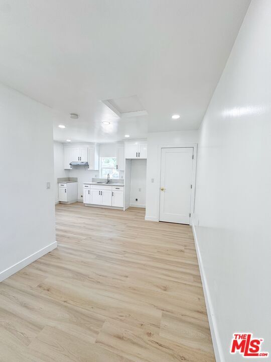 Foto del edificio - 8111 Osage Ave