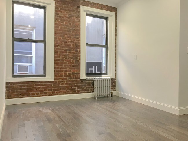 Building Photo - 3024 31st St
