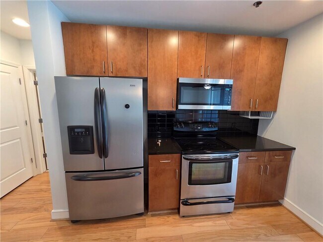 Foto del edificio - 44 Peachtree Pl NE