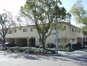 Building Photo - 501 S 7th St