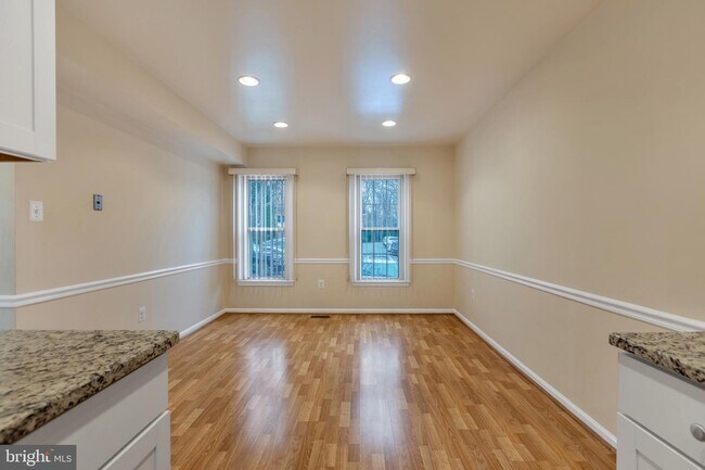 Foto del edificio - 19 Shagbark Ct