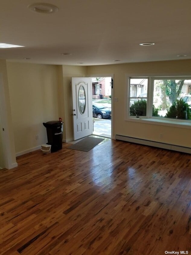 Primary Photo - 240-13 141st Ave