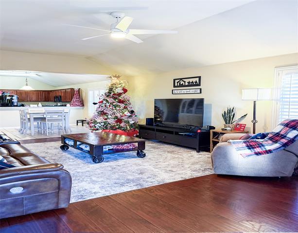 Foto del edificio - 9301 Norfolk Ln