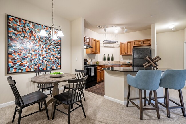 Building Photo - Woodland Trail Apartments