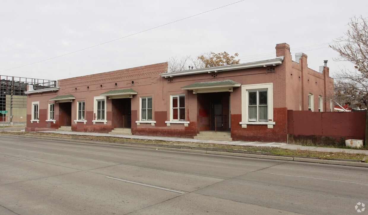 Primary Photo - Tula Apartments