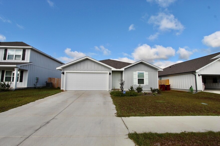 Foto principal - 334 Flounder St