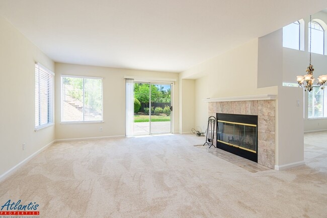 Foto del edificio - 6325 Windrow Ct