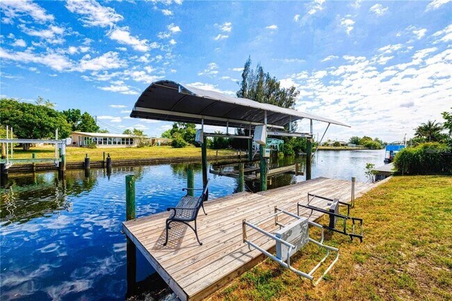 Foto del edificio - 835 Conreid Dr NE