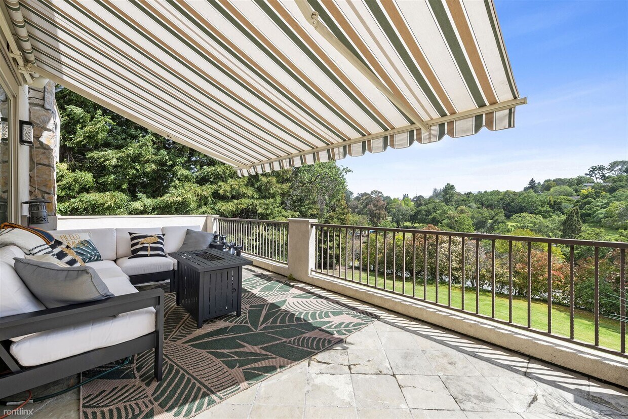 Foto principal - 4 br, 4.5 bath House - 5 Brent Court