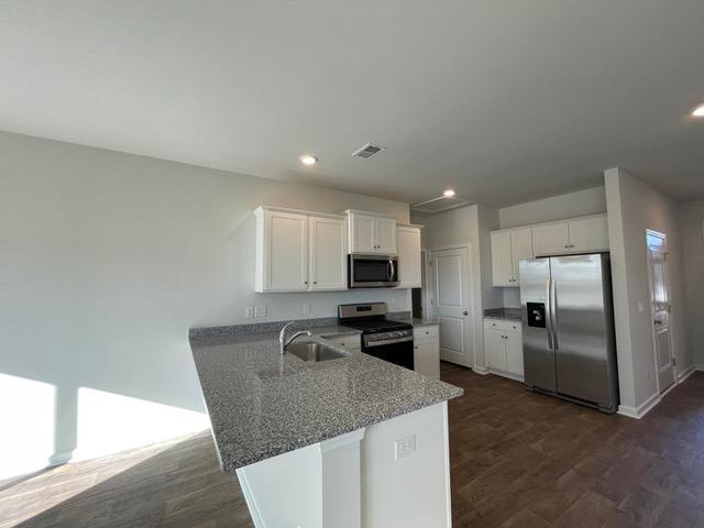 Foto del edificio - 190 Oakwood Blvd