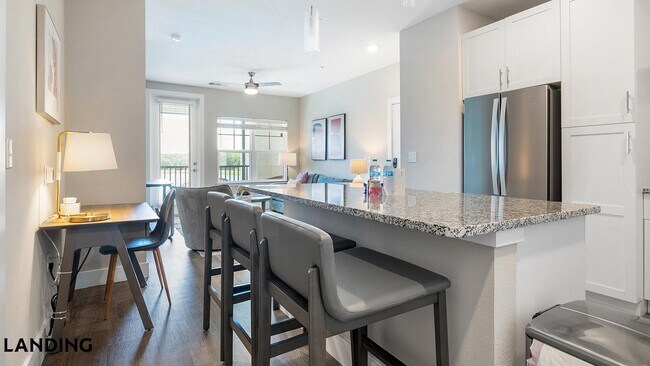 Foto del edificio - 3060 Southcreek Blvd