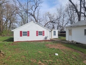 Building Photo - 853 Kim Moor Rd