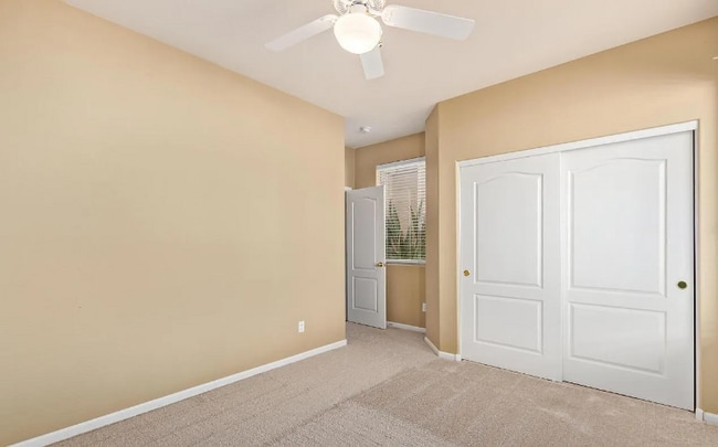 Building Photo - 651 W Oriole Way