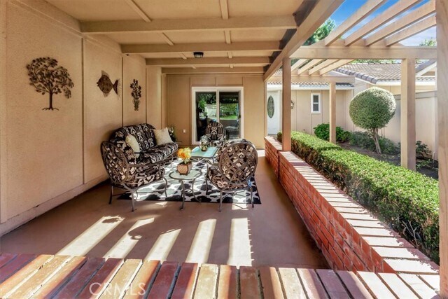 Foto del edificio - 5336 Bahia Blanca W