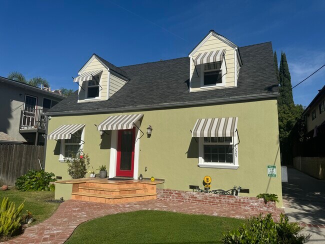 Foto del edificio - 1225 Grandview Ave