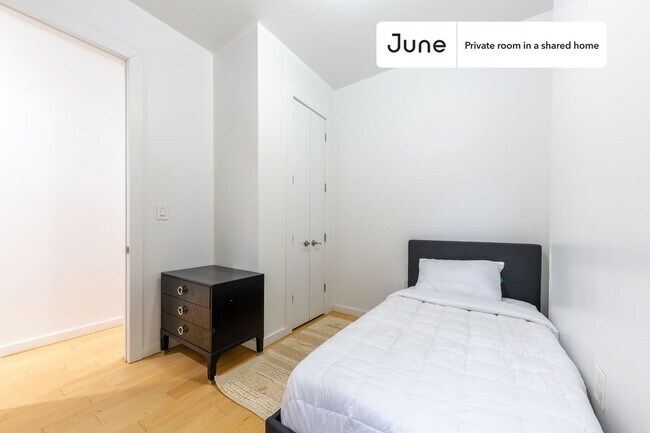 Foto del edificio - Room in Shared 4 bed/2 bath home
