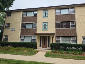 Building Photo - 965 S Cora St