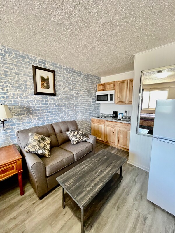 601 E North St, Rapid City, SD 57701 Apartment for Rent in Rapid City