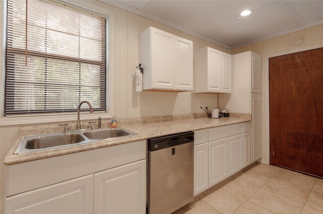 Building Photo - 4640 FM1374