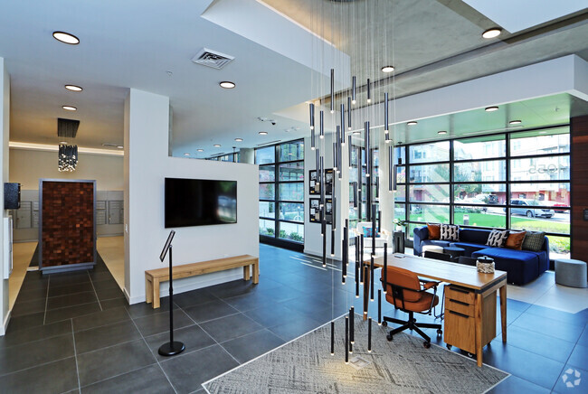 Lobby/Leasing Office - Harbor Sky