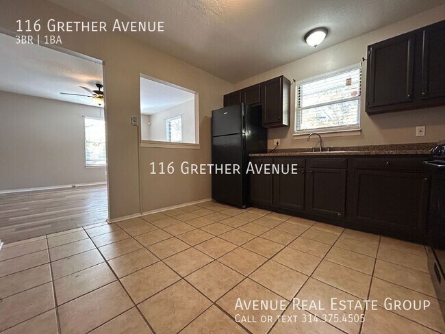 Foto del edificio - 116 Grether Ave