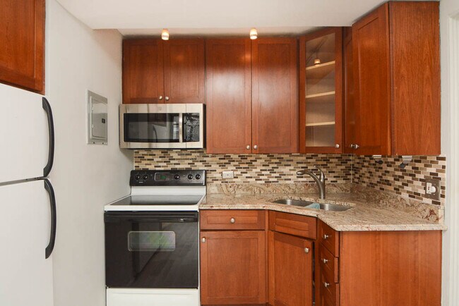 Foto del edificio - 445 W Wellington Ave