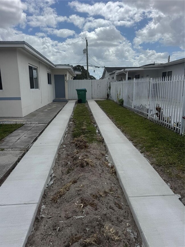 Building Photo - 43 NW 76th Ave