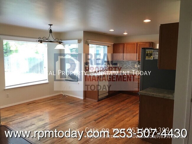 Foto del edificio - 8925 179th St E