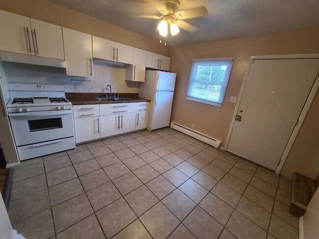 Foto del edificio - 1329 N Linden St