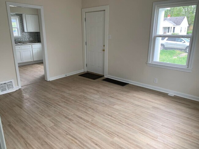 Foto del edificio - 1116 E Gum St