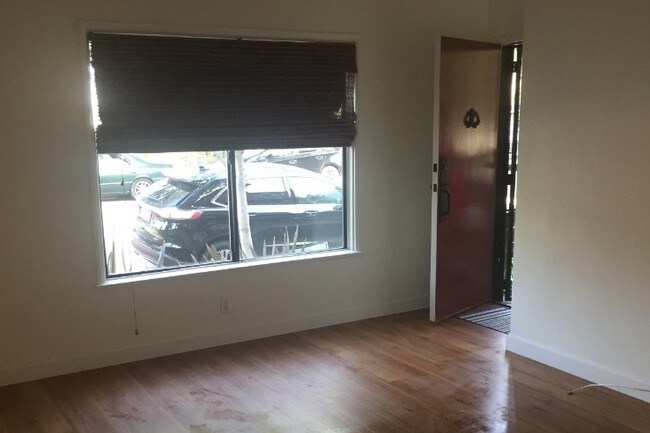 Inside view of front door - 7156 Lexington Ave