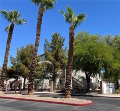 Building Photo - 5650 E Sahara Ave