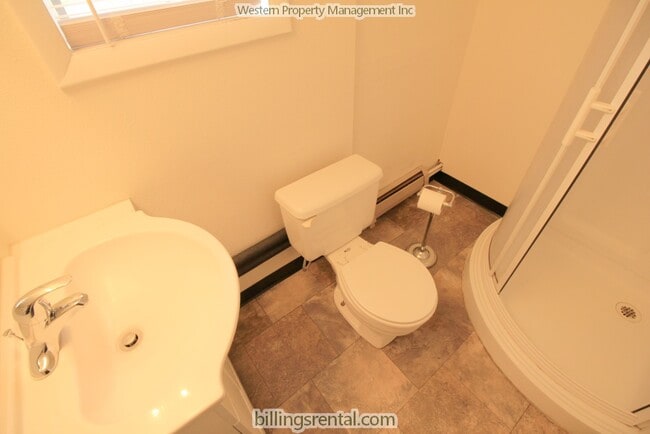Baño - 2418 Pine St