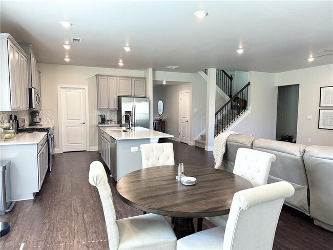 Building Photo - 3075 Summerpoint Crossing