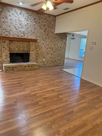 Foto del edificio - 12922 Chandler Dr