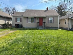 Building Photo - 1925 Highland St