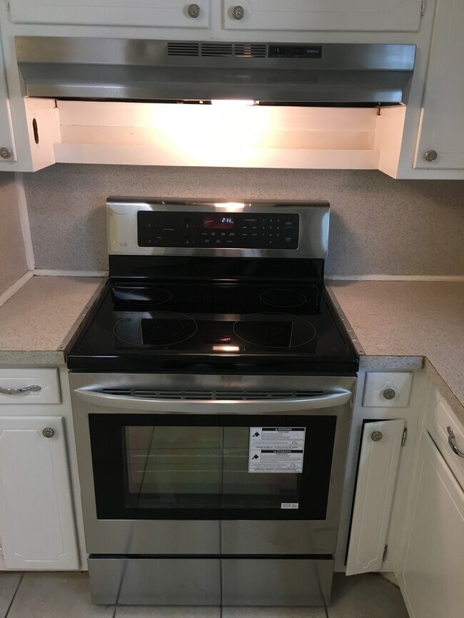 Foto del edificio - 3986 Edidin Dr