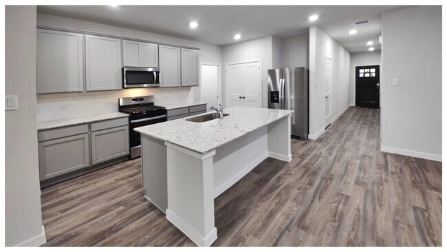 Building Photo - 7807 Alset Dr