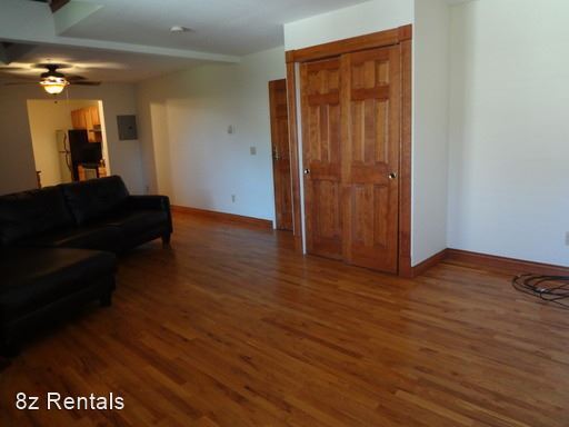 Foto del edificio - 3249 W Fairview Pl