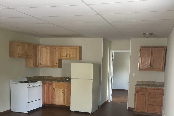 Primary Photo - 312 Strawberry Ln