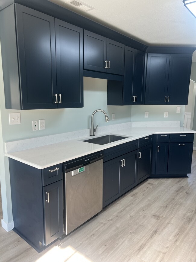 Building Photo - 141 Prelude Dr