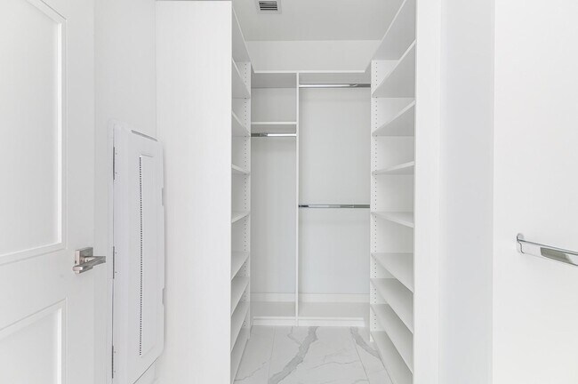 Foto del edificio - East Boca Raton Road, Boca Raton, FL 33432 - 3 BR 2 BA condo